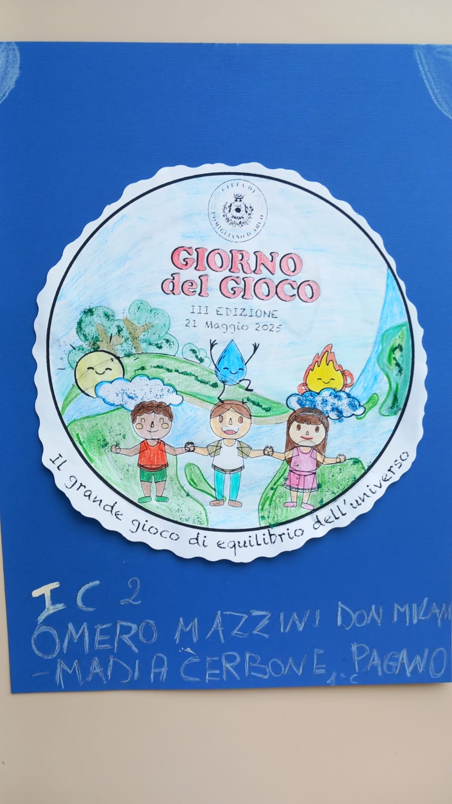 Arrivati i primi loghi colorati dai bambini per il